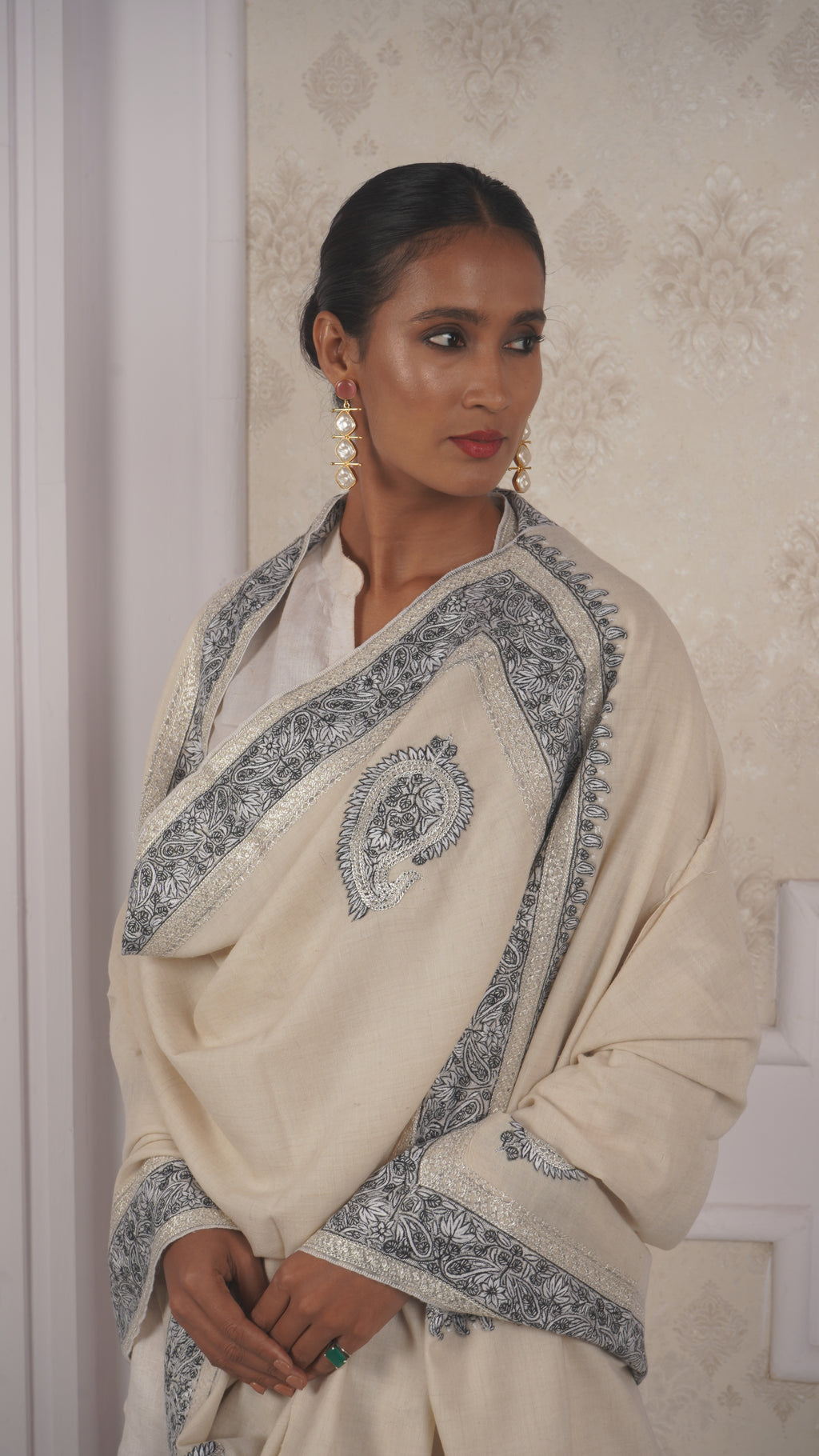 Luxury Kashmiri Pashmina Shawl with Tilla and Sozni Embroidery