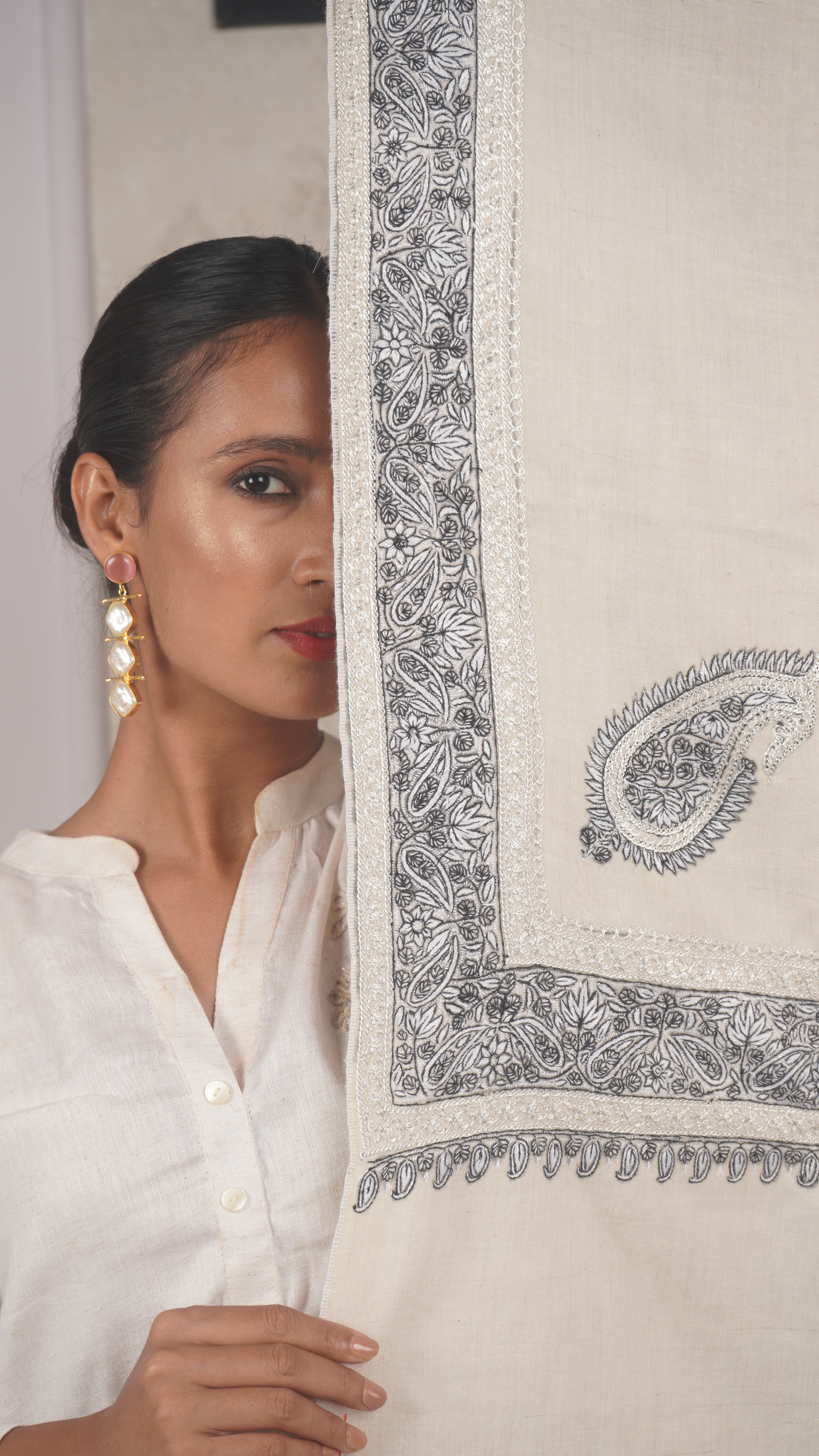 Luxury Kashmiri Pashmina Shawl with Tilla and Sozni Embroidery