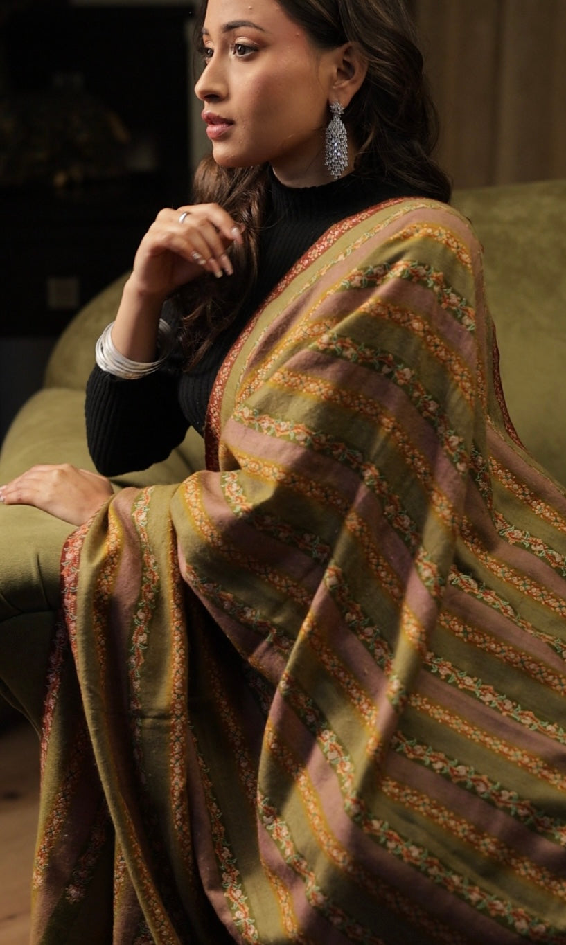 Sozni Hand-woven Pure Pashmina Shawl