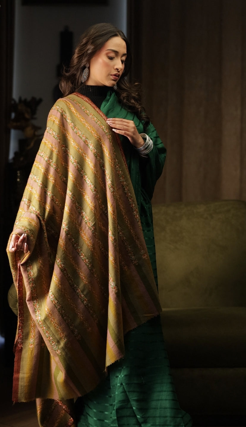 Sozni Hand-woven Pure Pashmina Shawl
