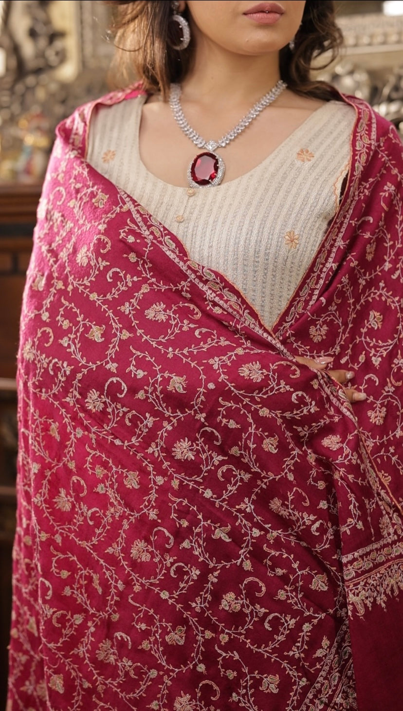 Exquisite Single Thread Sozni Pure Pashmina  Shawl